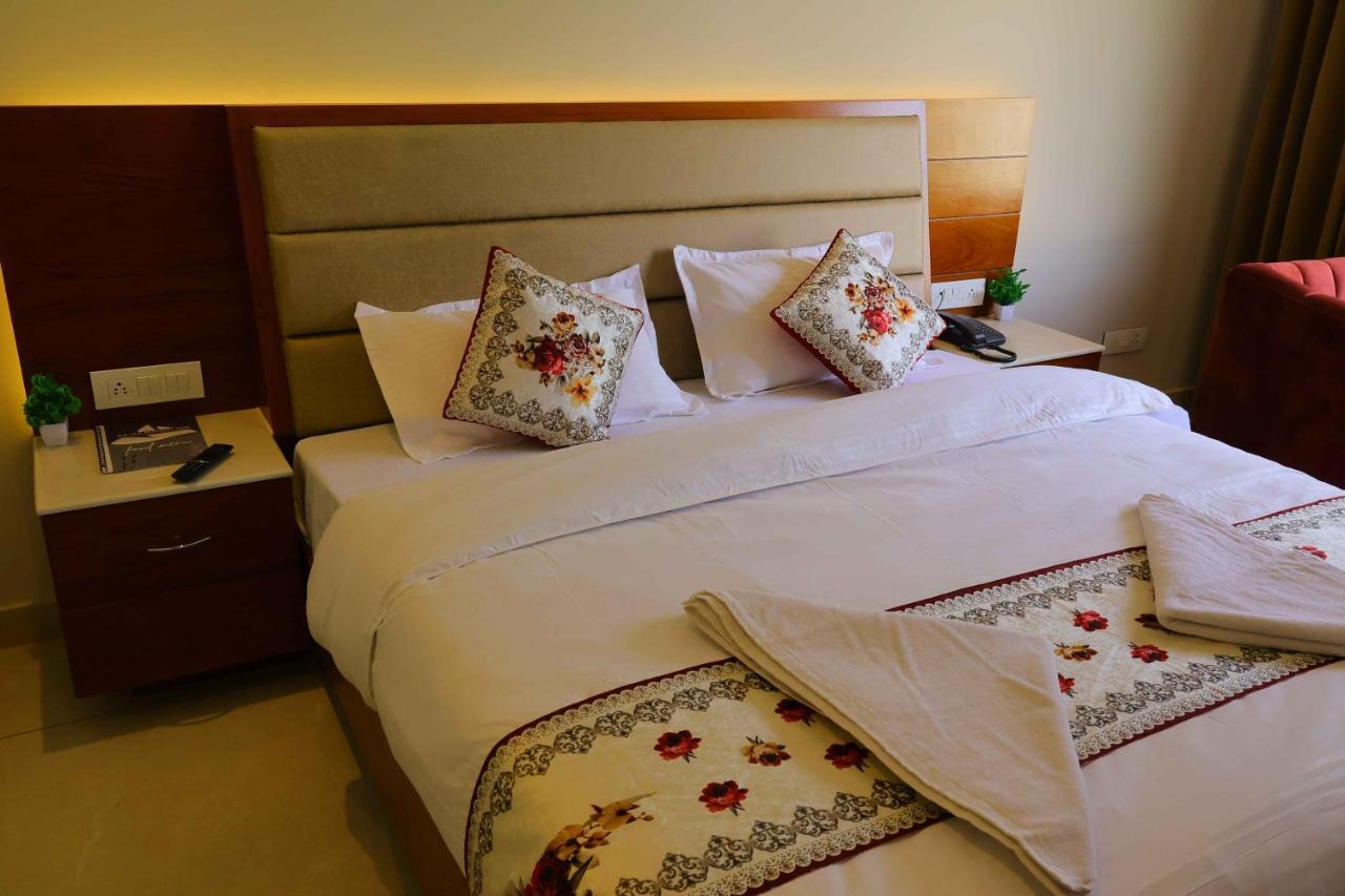 Sa-Ba Manali Inn, Mall Road Kültér fotó